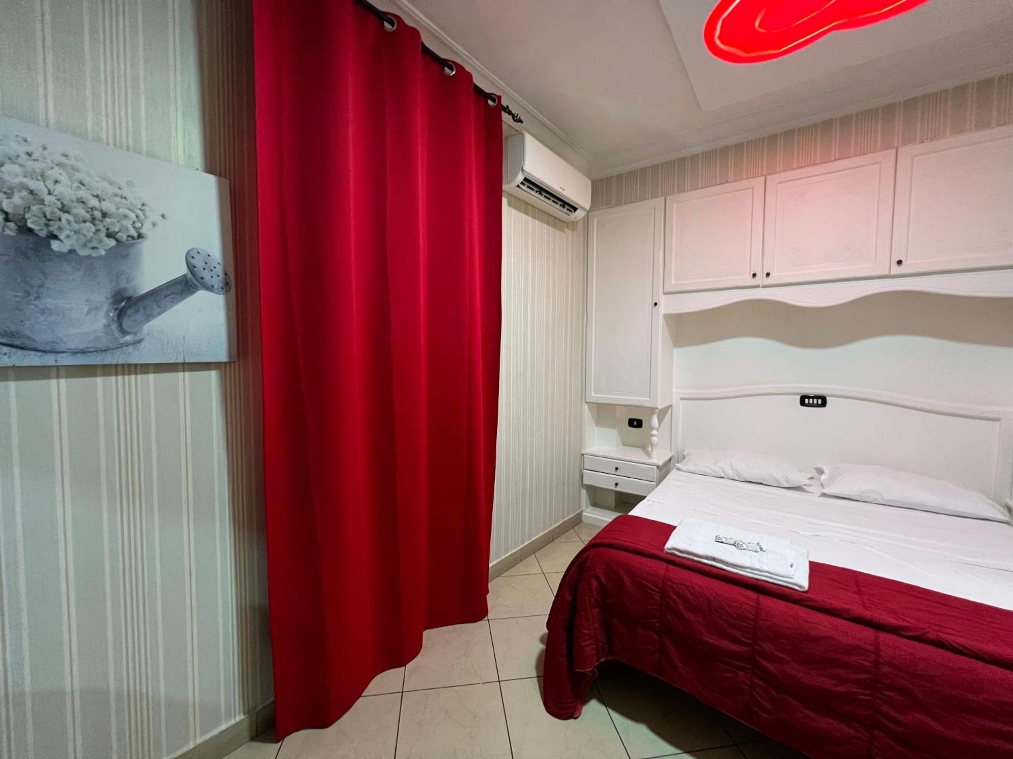 Hotel Tiffany 瓦卡图洛 外观 照片